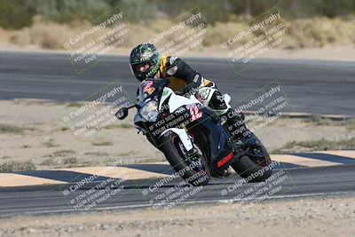 media/Nov-16-2025-Race Pace (Sun) [[8c5fa54630]]/Non Verified Riders (1st 20 Minutes)/2-Turn 10 (1010am)/